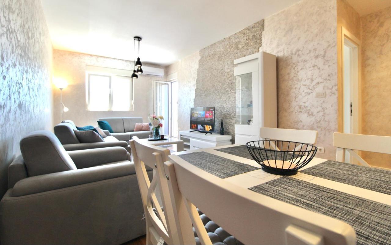 Albatros Apartments Бар Екстериор снимка