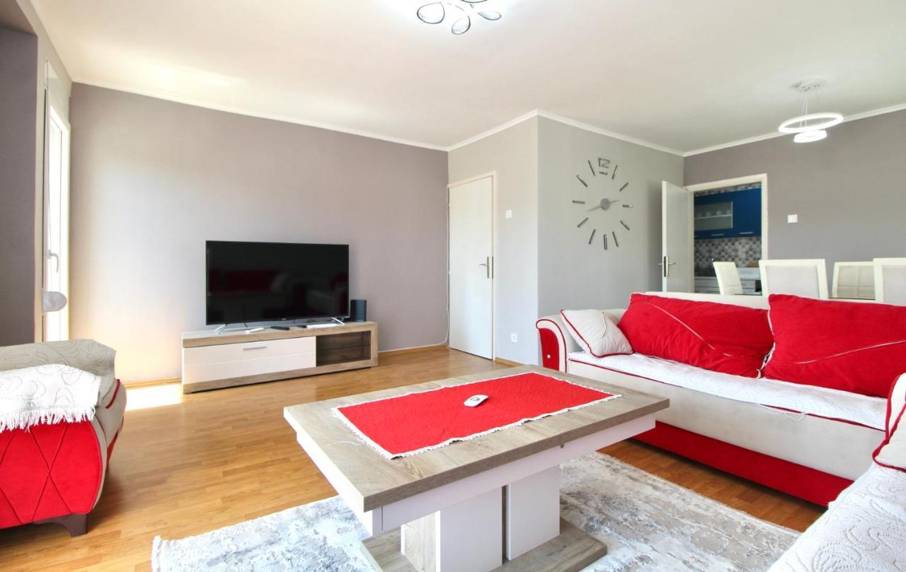 Albatros Apartments Бар Екстериор снимка