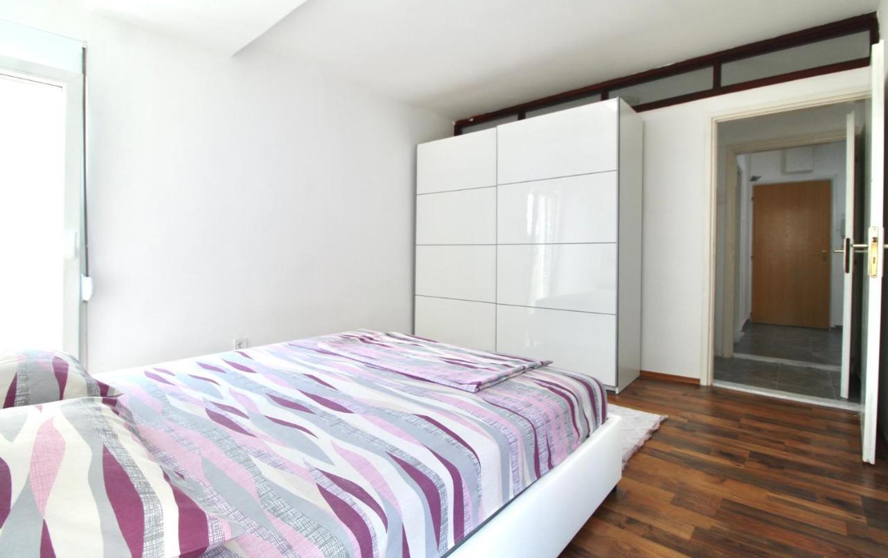 Albatros Apartments Бар Екстериор снимка